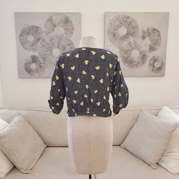 Topshop 'Zoe' Zip & Tie Front Crop Top - size 6 in Yellow Heart Print - Picture 8 of 16